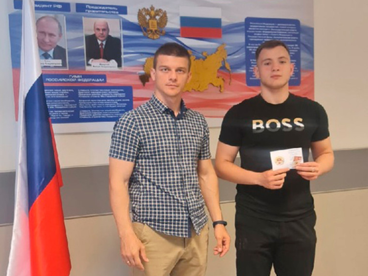 Судейская коллегия ЦТ комплекса ГТО Новоусманского района наградила выпускников МБОУ "Отрадненская гимназия" знаками отличия комплекса ГТО. Судейская коллегия ЦТ комплекса ГТО Новоусманского района наградила выпускников МБОУ "Отрадненская гимназия" знаками отличия комплекса ГТО.